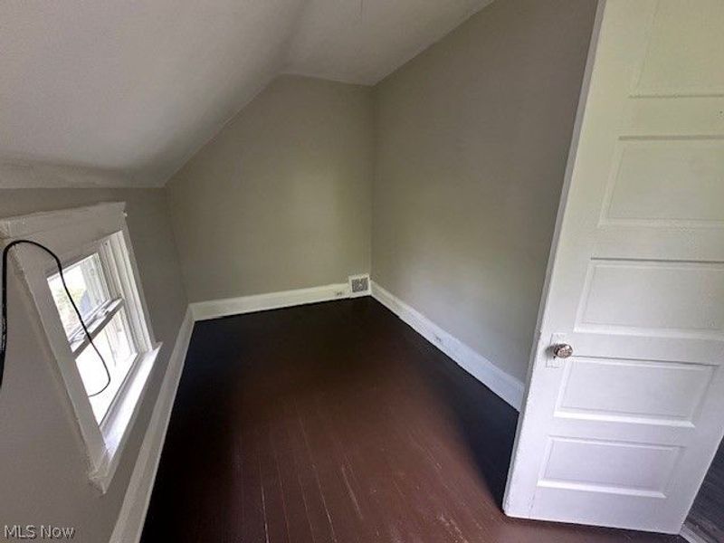 9710 Aetna Road, Cleveland, OH 44105 Photo 13