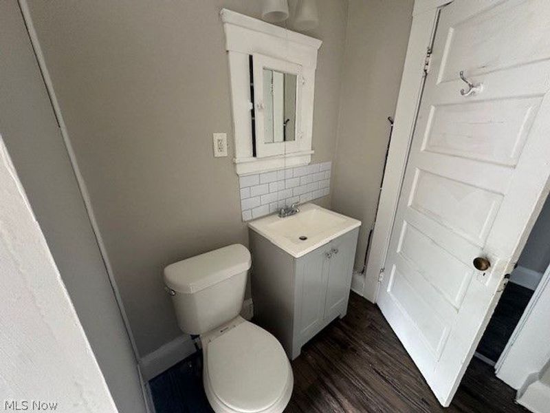 9710 Aetna Road, Cleveland, OH 44105 Photo 8