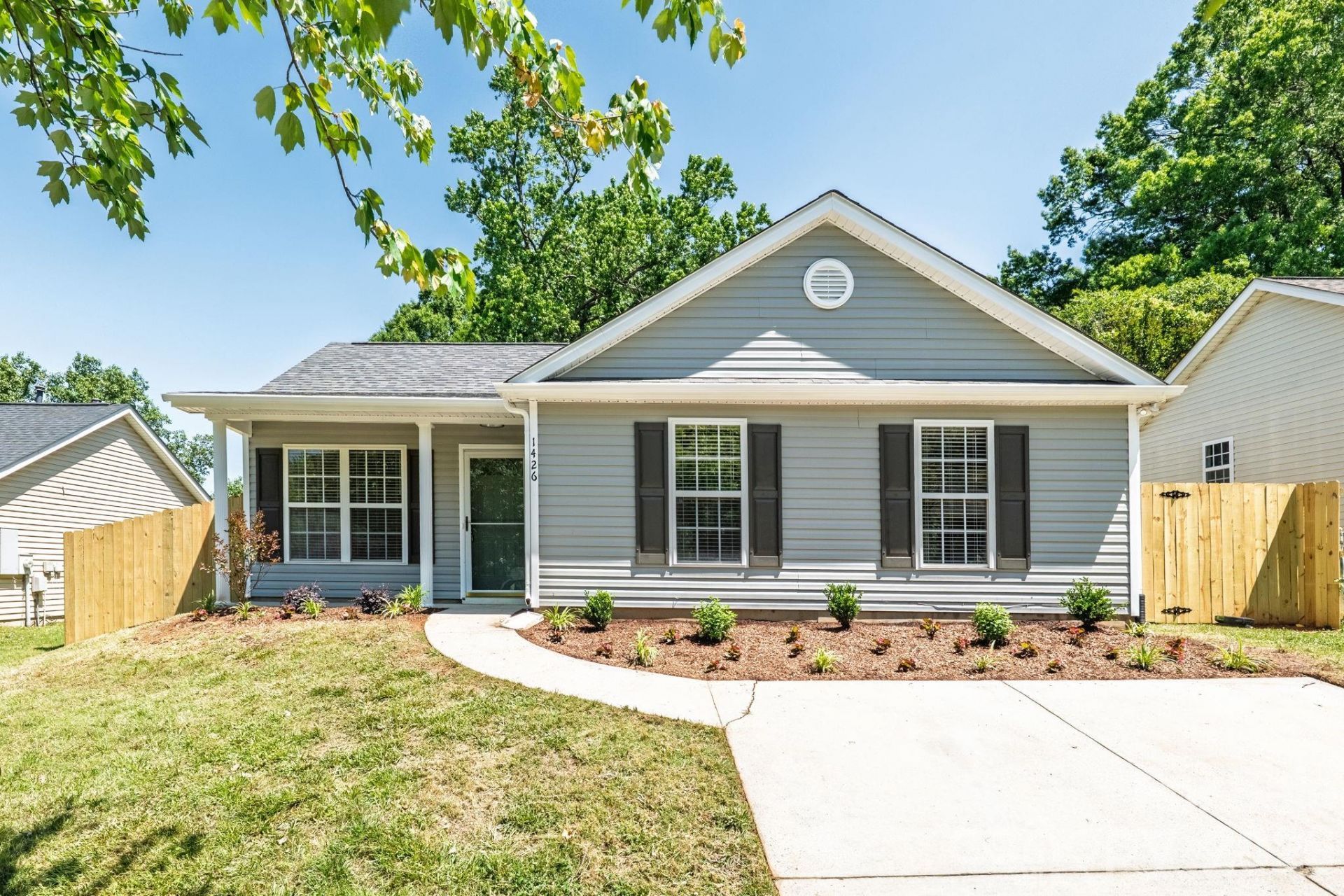 1426 Fontana Avenue , Charlotte, NC 28206 Main Photo