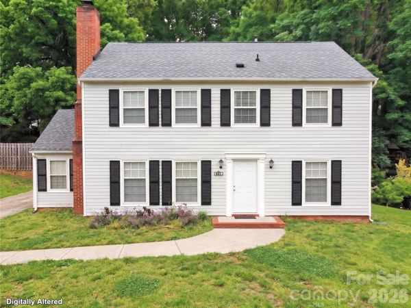 621 Winter Wood Drive , Matthews, NC 28105