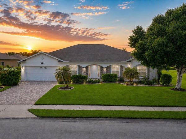 4738 Ashley Lake Cir, Vero Beach, FL 32967