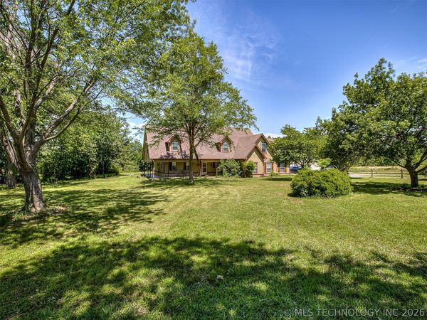 32851 Long Bay Road , Wagoner, OK 74467