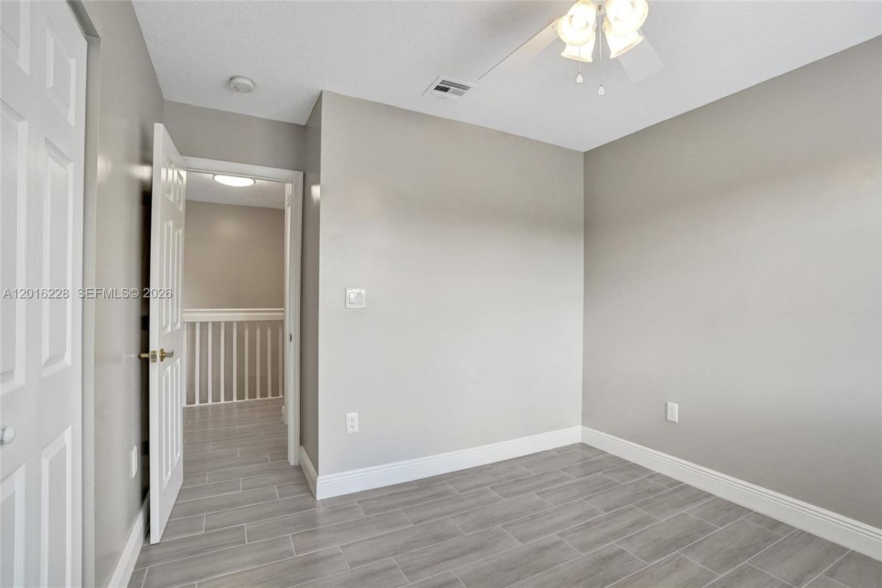 17043 NW 22nd St, Pembroke Pines, FL 33028 Photo