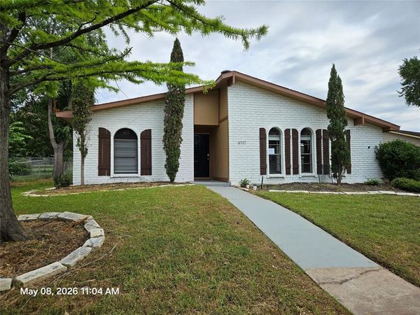 3717 Red Oak Drive , Garland, TX 75043