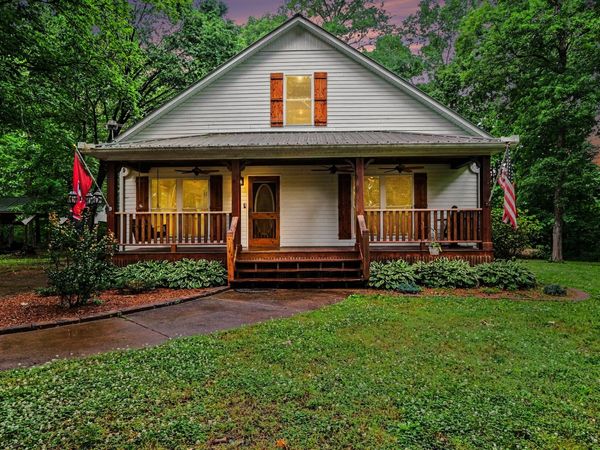 3510 Tobe Robertson Rd, Columbia, TN 38401