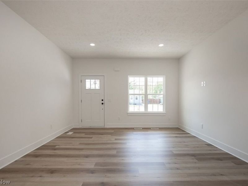 259 Courtland Boulevard, Eastlake, OH 44095 Photo 2