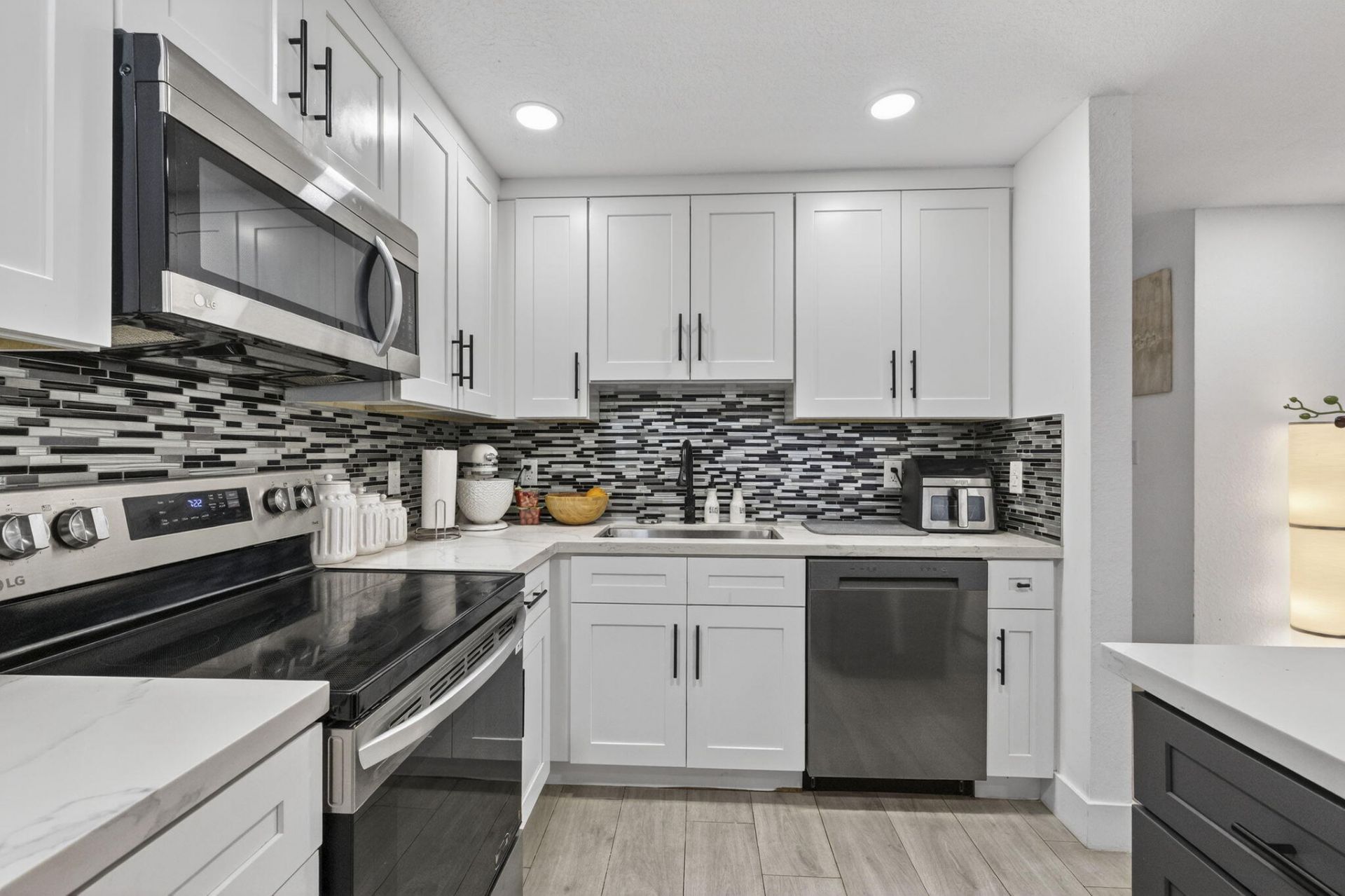 830 NE 59th Court, Oakland Park, FL 33334 Photo