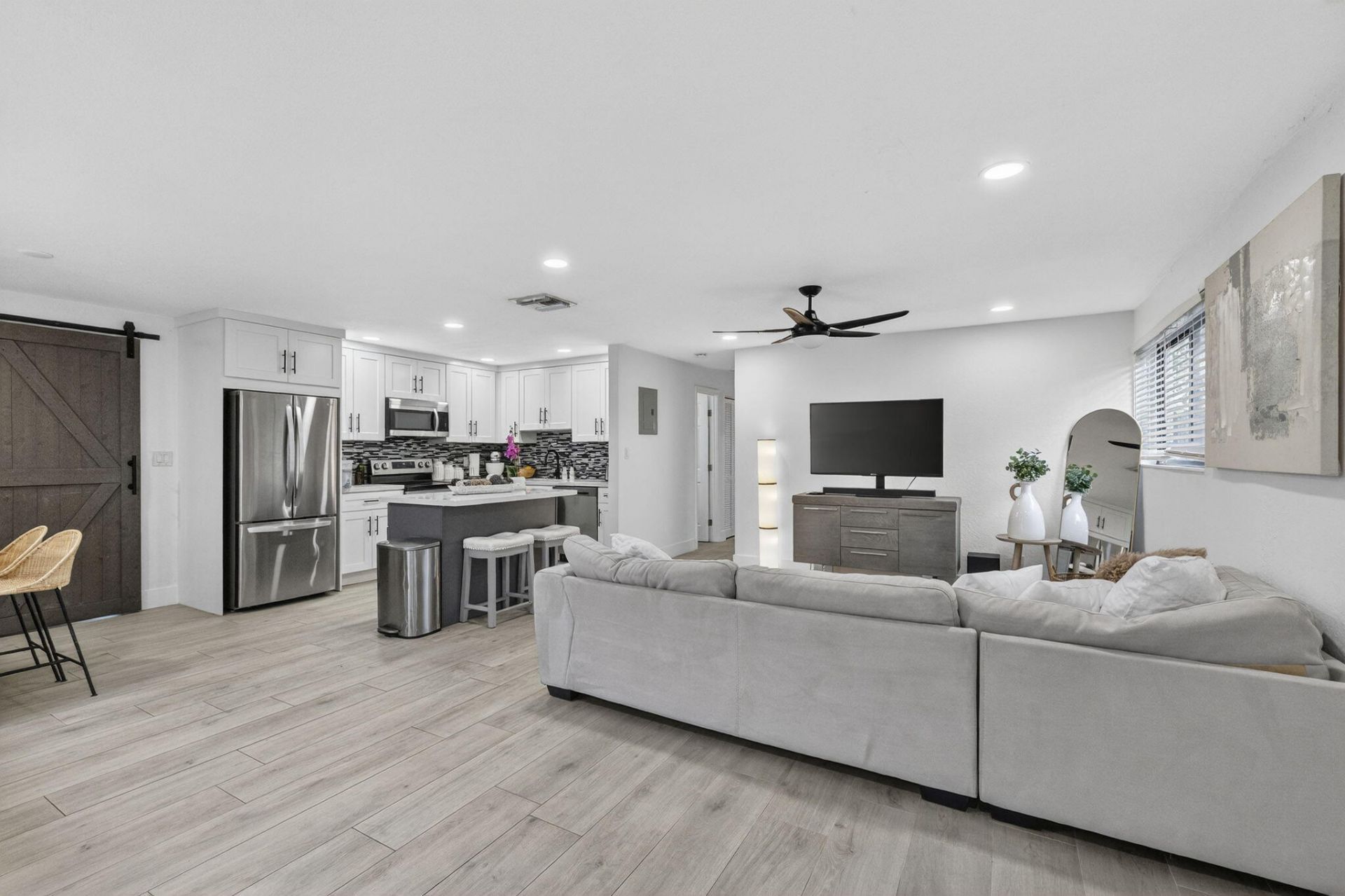 830 NE 59th Court, Oakland Park, FL 33334 Photo