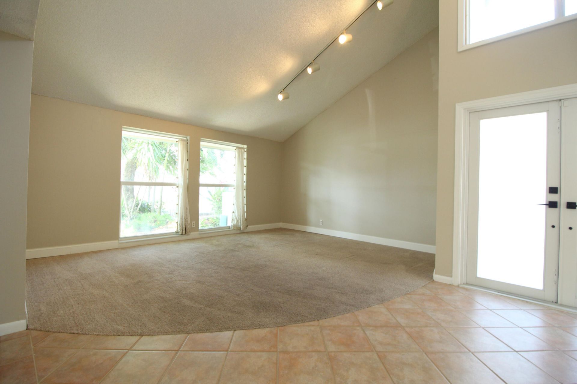 8321 SW 39th Court, Davie, FL 33328 Photo