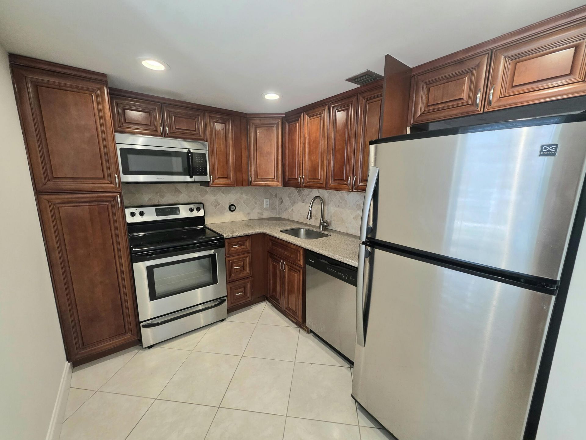 3100 NE 48th Court, Unit 113, Lighthouse Point, FL 33064 Photo
