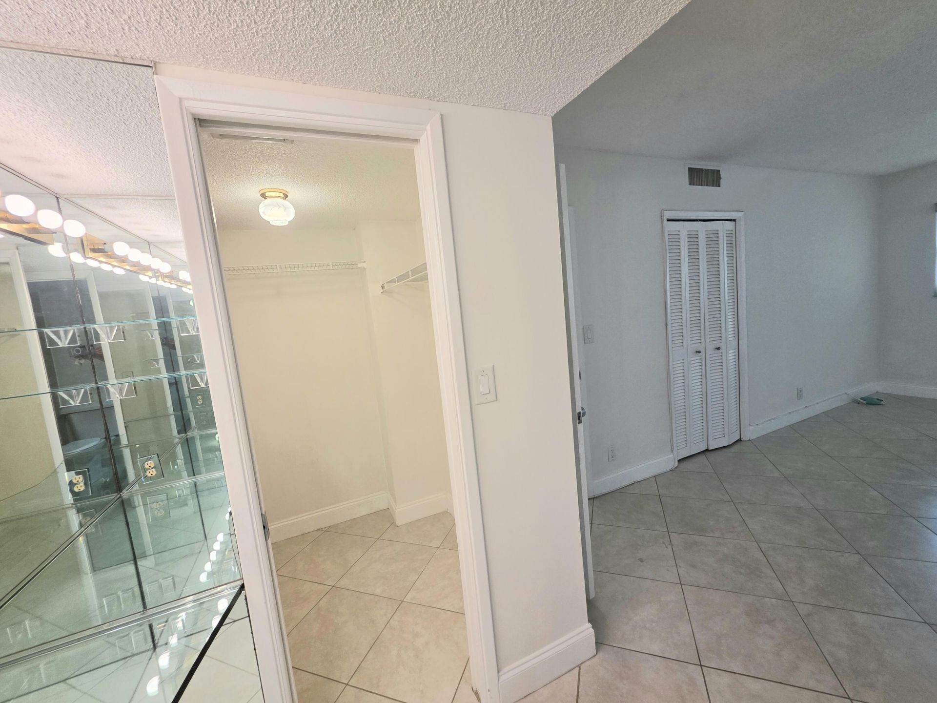 3100 NE 48th Court, Unit 113, Lighthouse Point, FL 33064 Photo