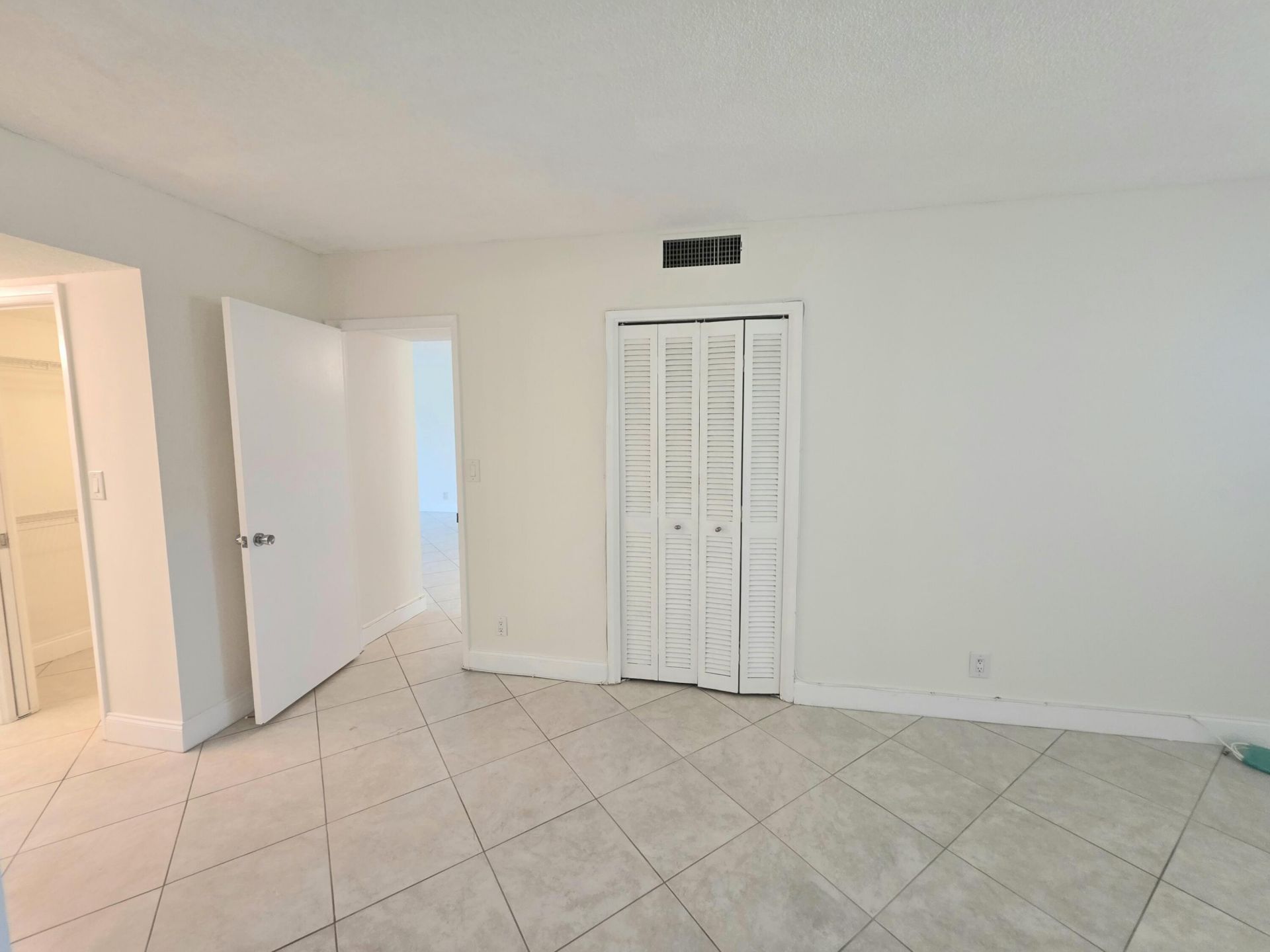 3100 NE 48th Court, Unit 113, Lighthouse Point, FL 33064 Photo