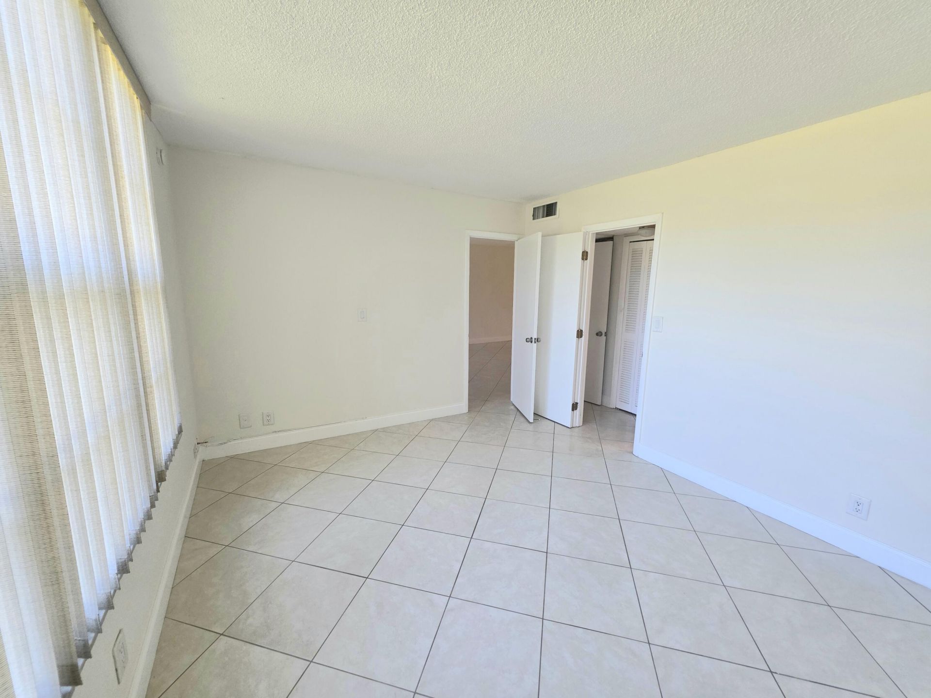 3100 NE 48th Court, Unit 113, Lighthouse Point, FL 33064 Photo