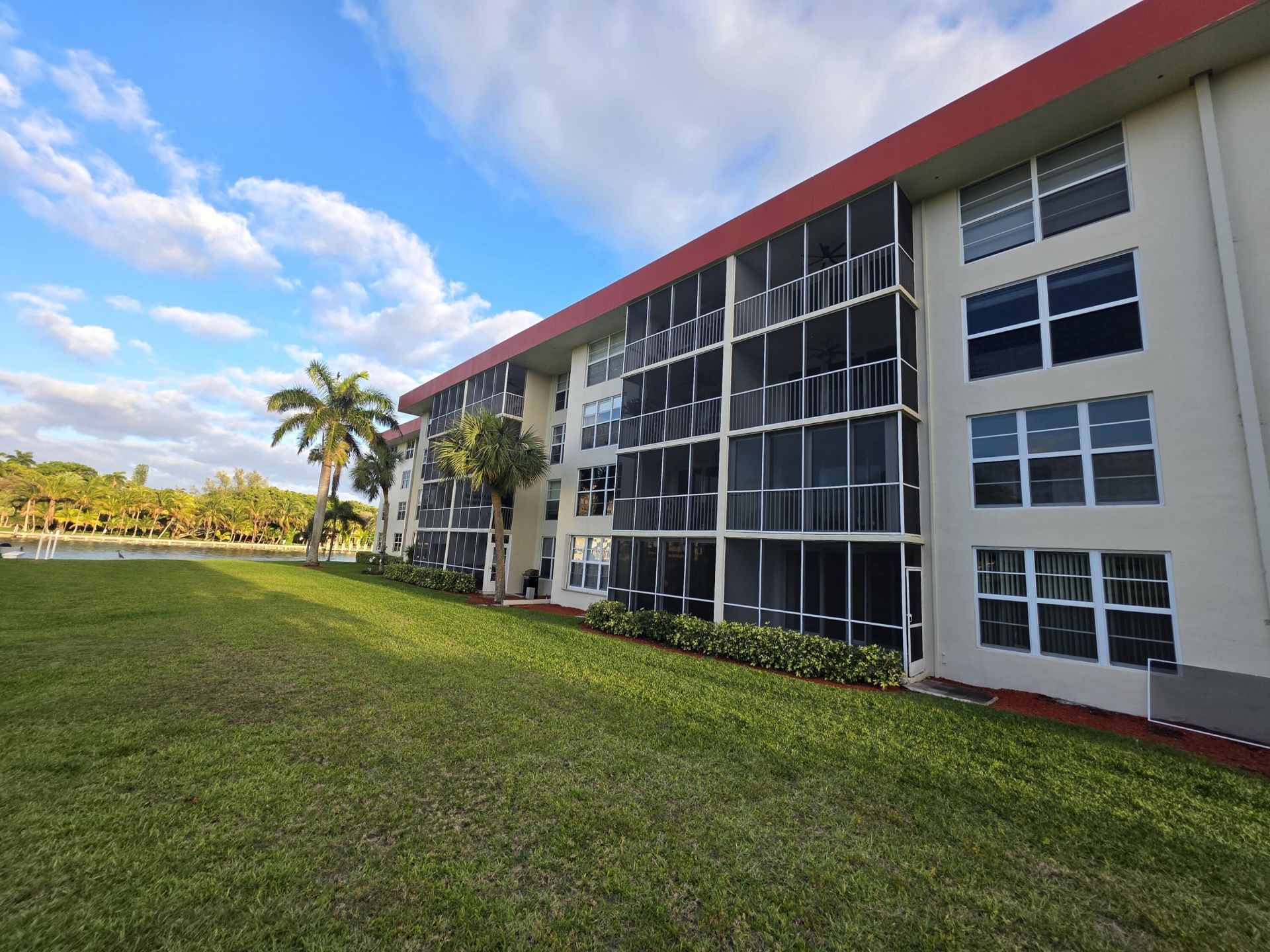3100 NE 48th Court, Unit 113, Lighthouse Point, FL 33064 Photo