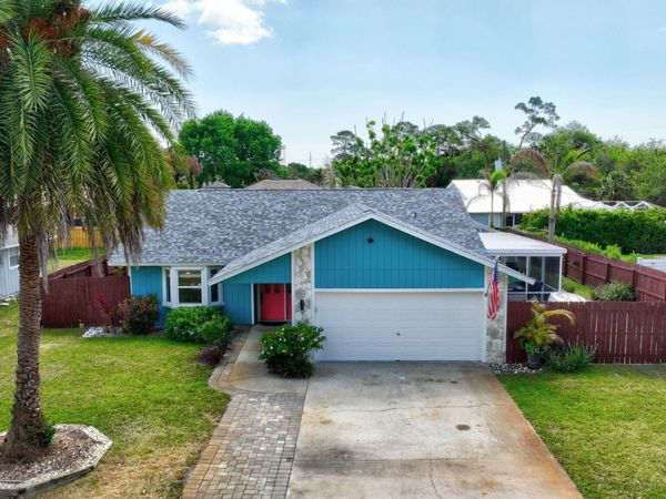 150 9th Court, Vero Beach, FL 32962