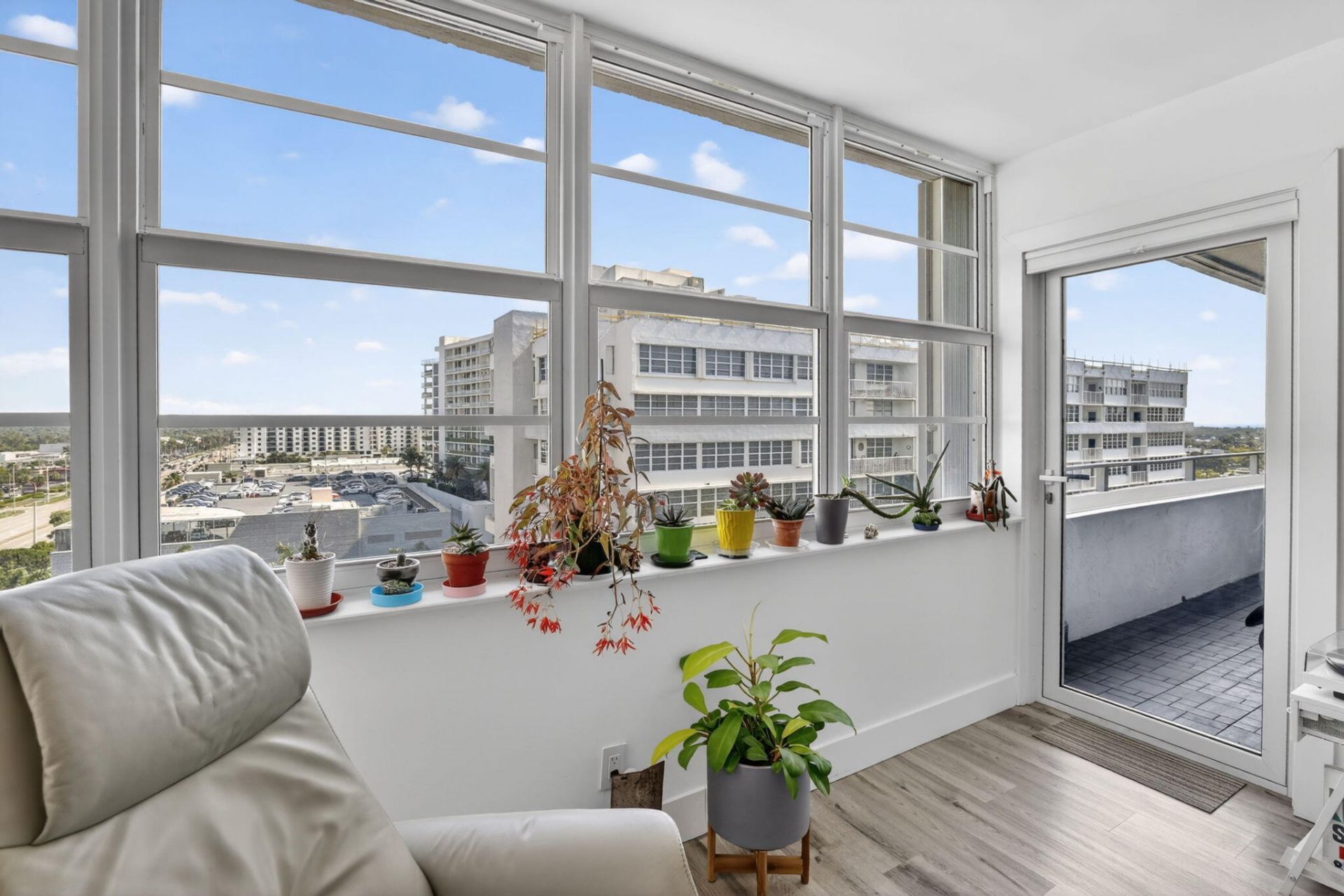 1160 N Federal Highway, Unit 1121, Fort Lauderdale, FL 33304 Photo