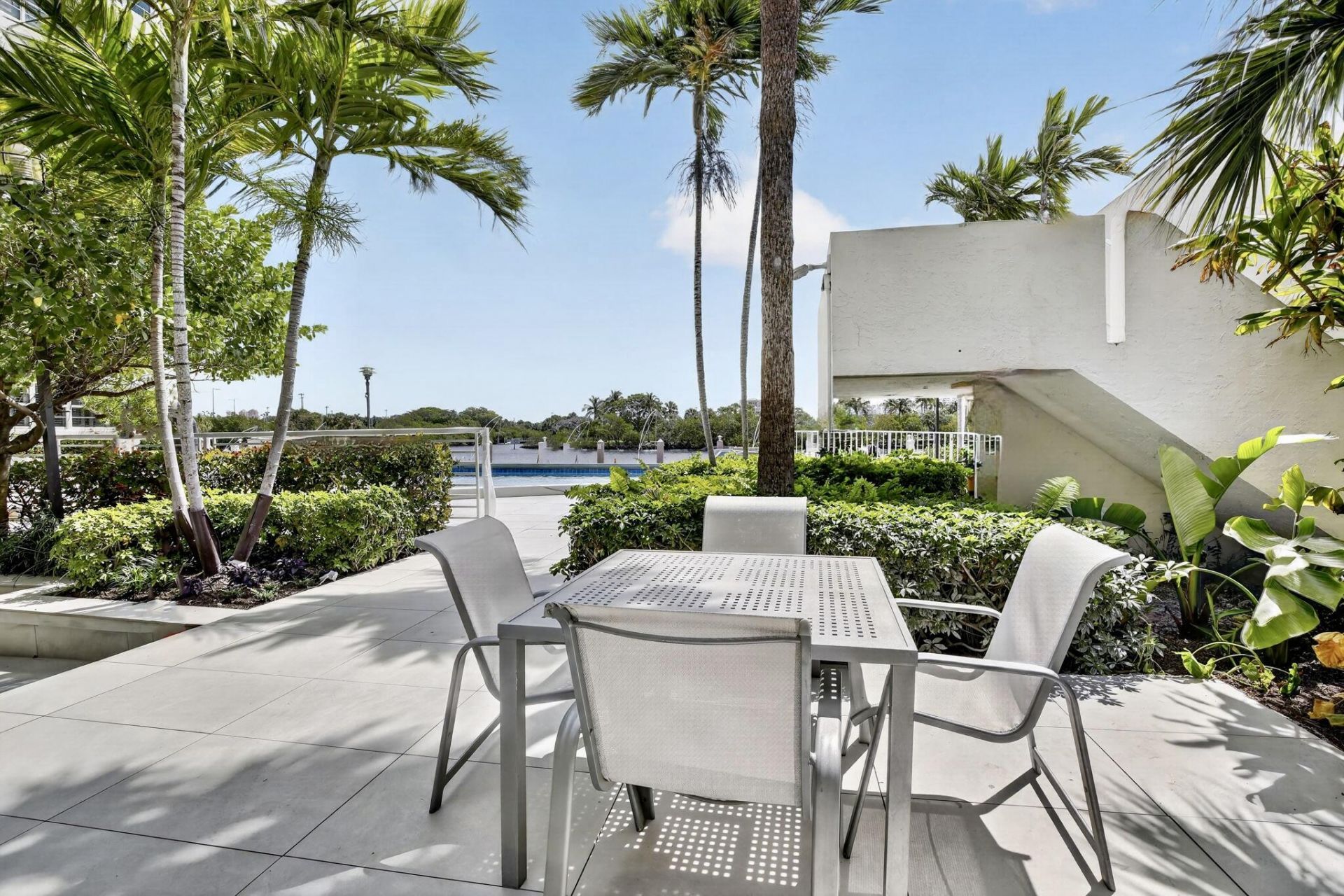 1160 N Federal Highway, Unit 1121, Fort Lauderdale, FL 33304 Photo