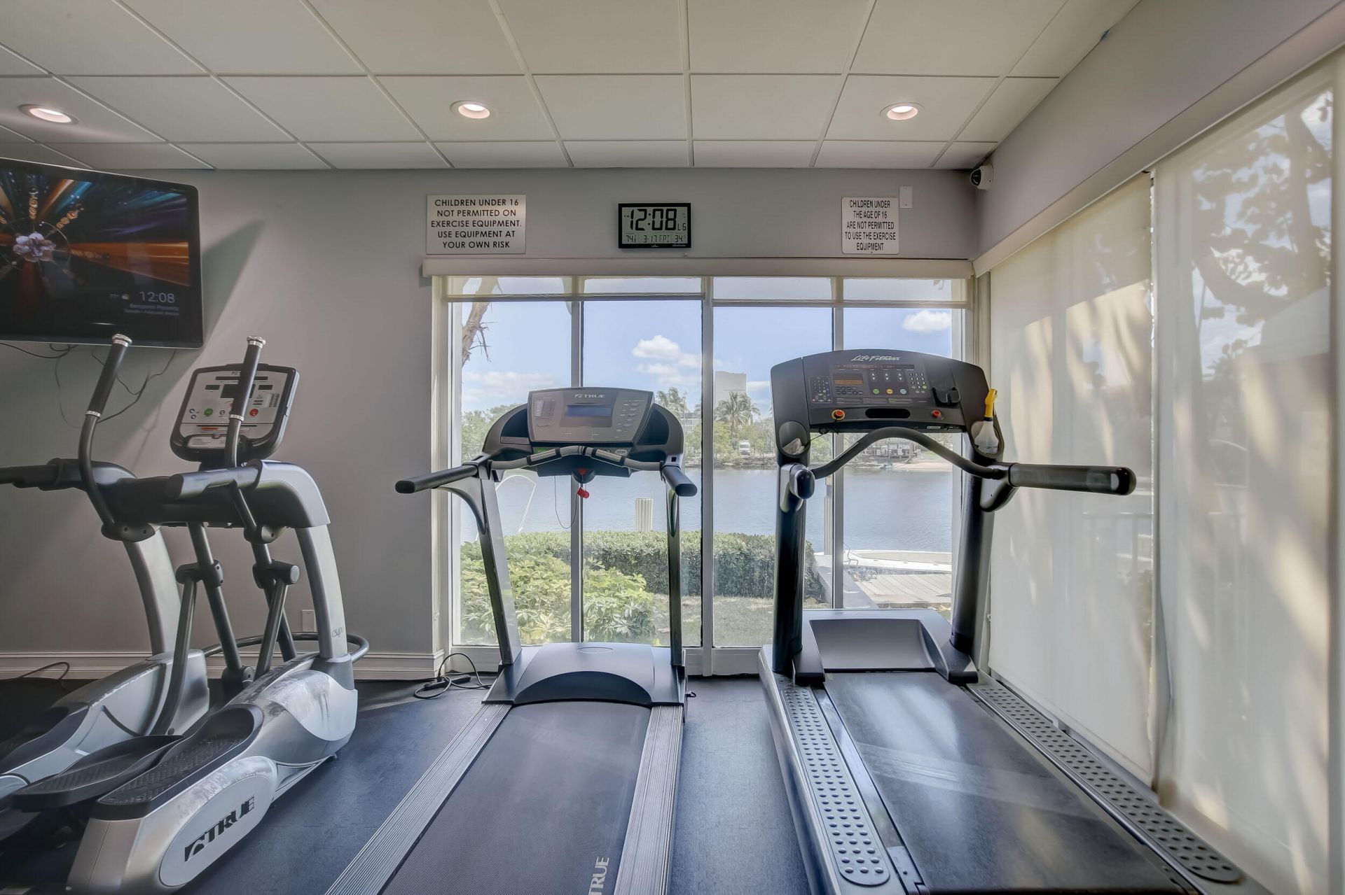1160 N Federal Highway, Unit 1121, Fort Lauderdale, FL 33304 Photo