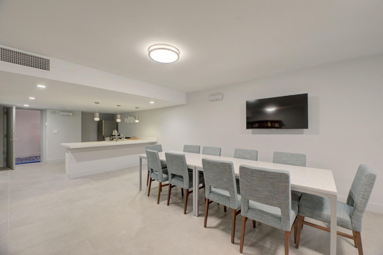 1160 N Federal Highway, Unit 1121, Fort Lauderdale, FL 33304 Photo