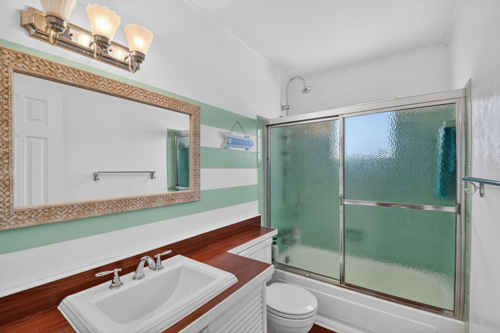 2111 NE 1st Court, Unit 204, Boynton Beach, FL 33435 Photo