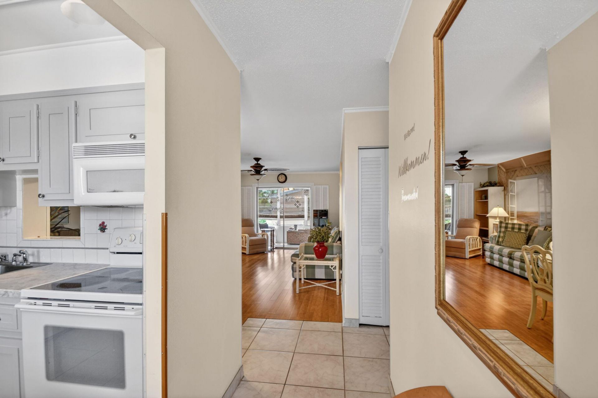 2111 NE 1st Court, Unit 204, Boynton Beach, FL 33435 Photo