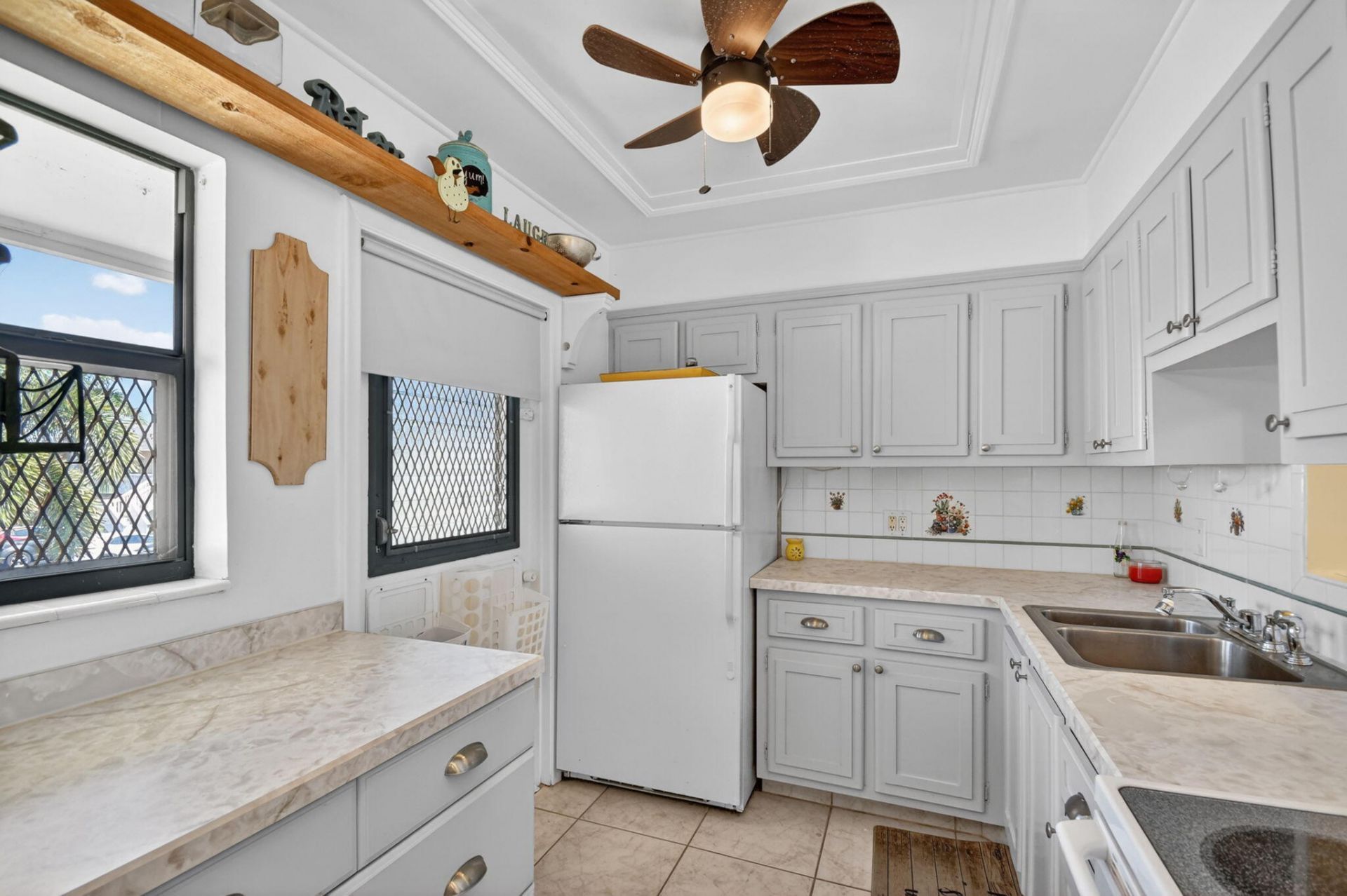 2111 NE 1st Court, Unit 204, Boynton Beach, FL 33435 Photo