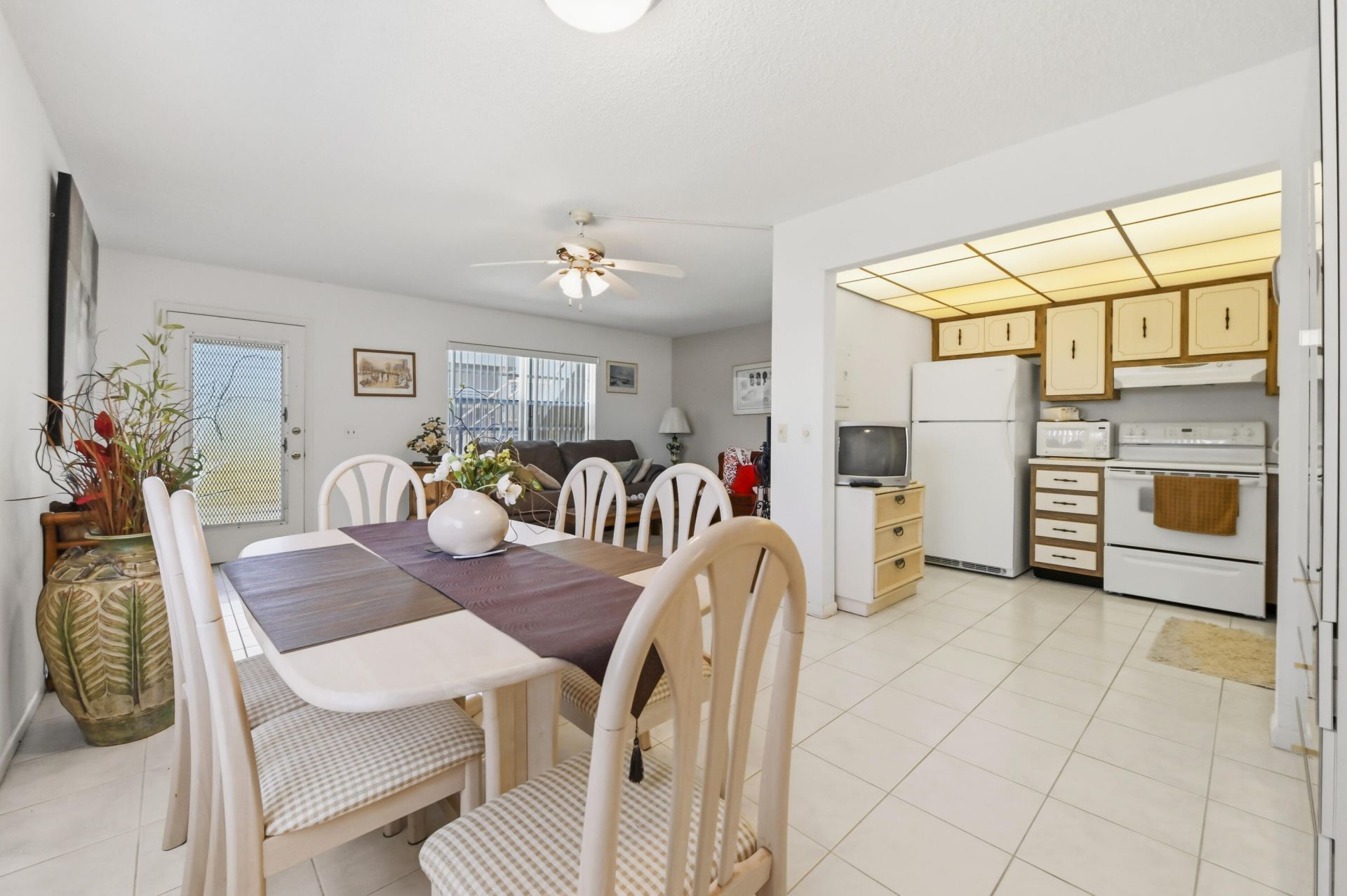 1 Burgundy, Unit A, Delray Beach, FL 33484 Photo