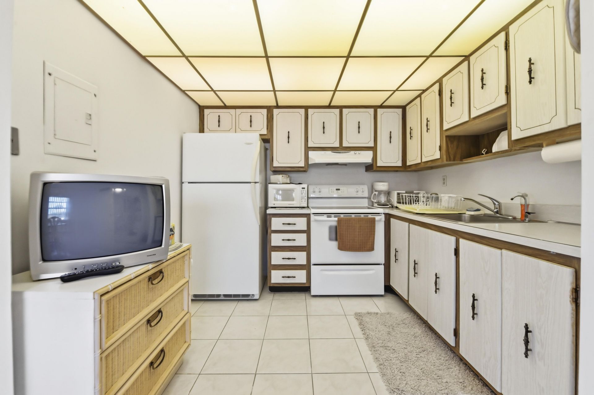 1 Burgundy, Unit A, Delray Beach, FL 33484 Photo