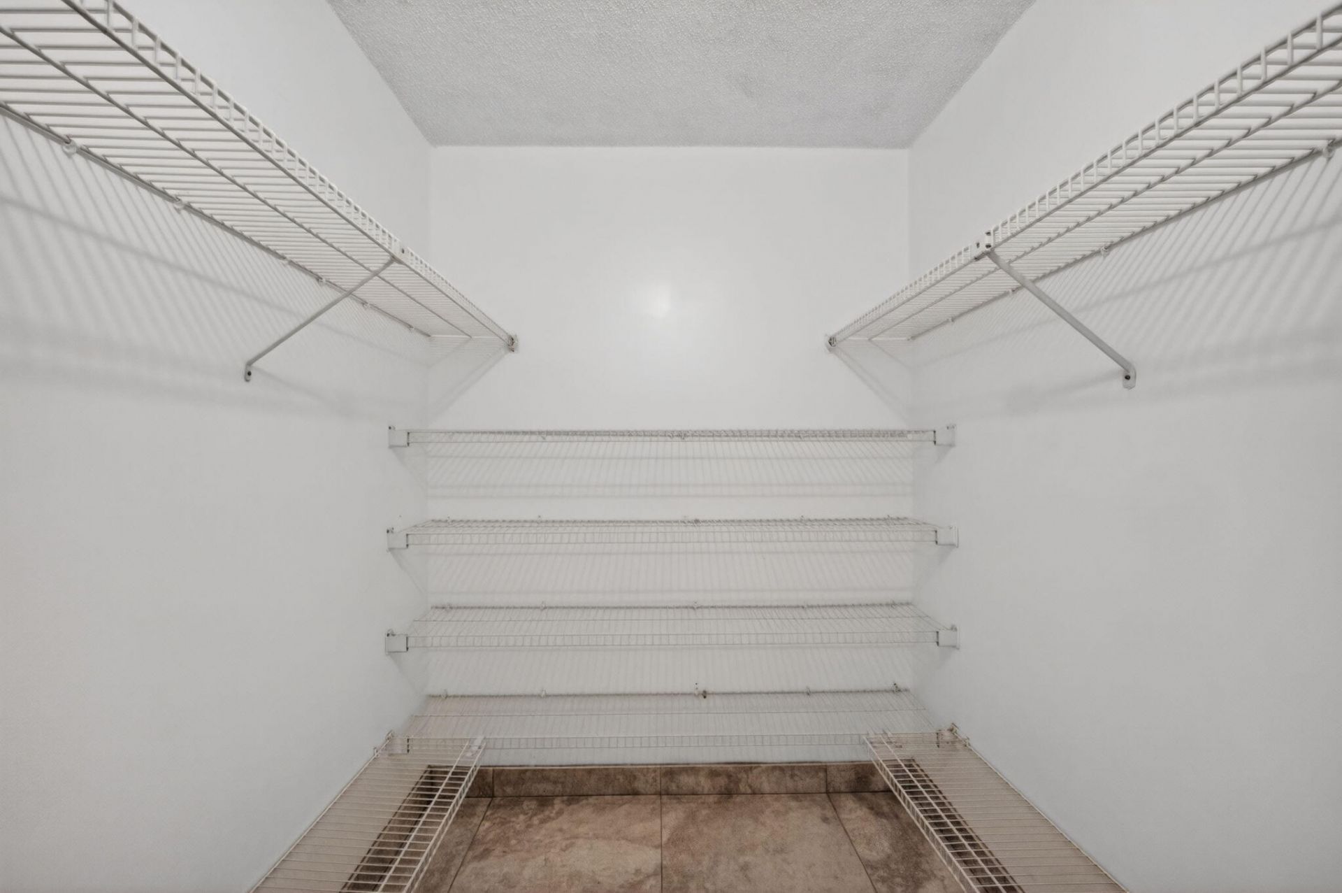300 S Village Green Cir Circle S, Unit 420, Palm Springs, FL 33461 Photo