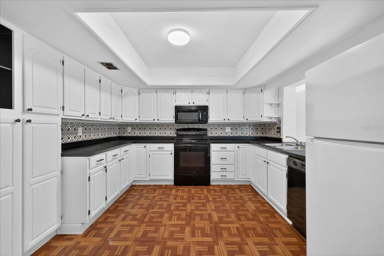 215 Edgewater Drive , Dunedin, FL 34698 Photo