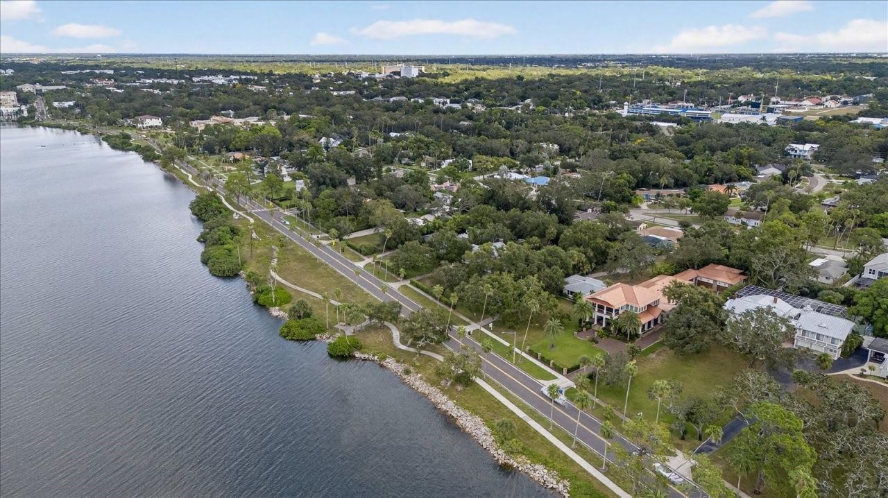 215 Edgewater Drive , Dunedin, FL 34698 Photo