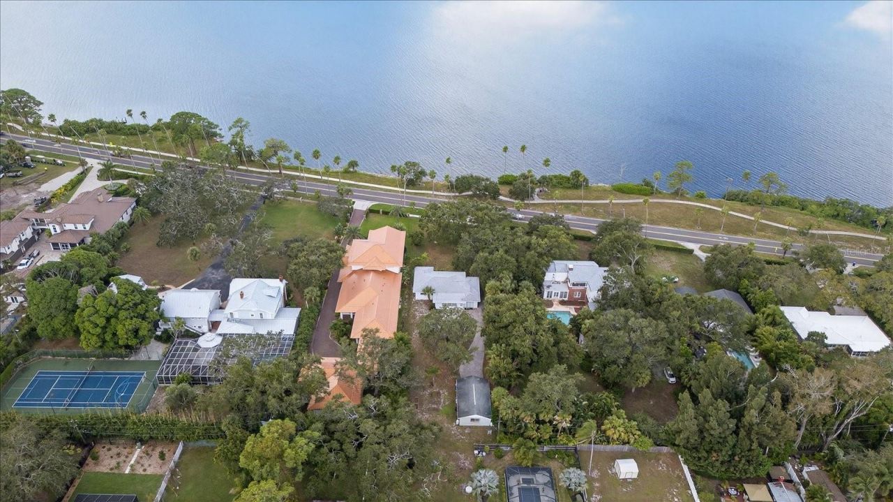 215 Edgewater Drive , Dunedin, FL 34698 Photo