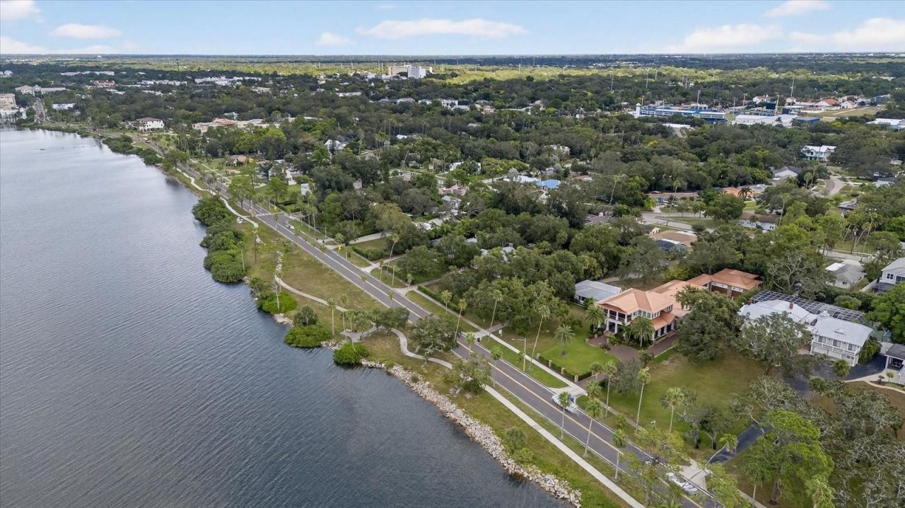 215 Edgewater Drive , Dunedin, FL 34698 Photo