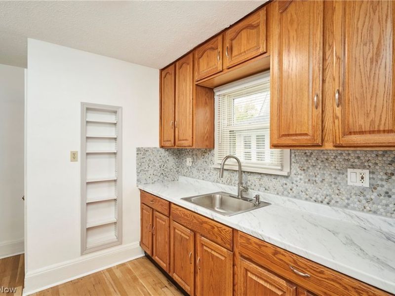 1141 Linden Avenue , Akron, OH 44310 Photo 5