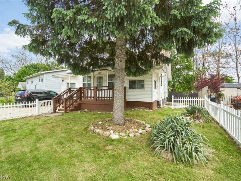 2747 3rd Street, Cuyahoga Falls, OH 44221 Photo 2