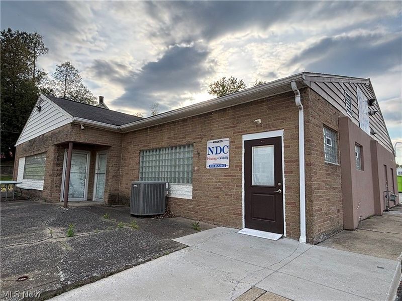 3819 W Main Street, New Waterford, OH 44445 Photo 3