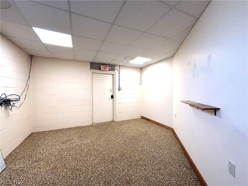 3819 W Main Street, New Waterford, OH 44445 Photo 9