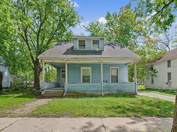 403 W Columbia Avenue , Champaign, IL 61820