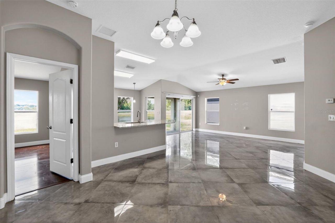 7513 Turtle View Drive , Ruskin, FL 33573 Photo