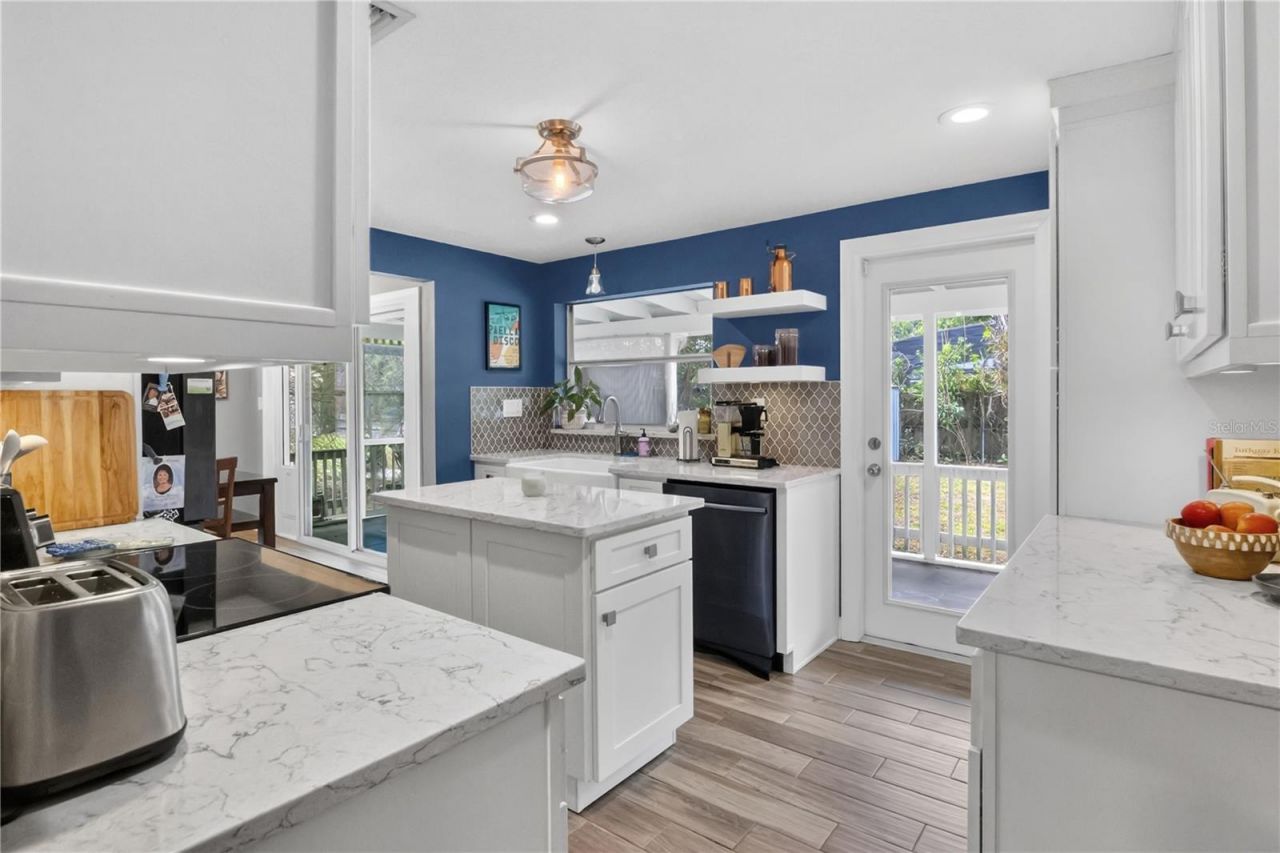 5020 Saint Marie Avenue , Belle Isle, FL 32812 Photo