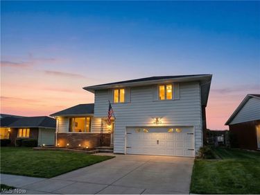 4633 Whitehall Drive , South Euclid, OH 44121