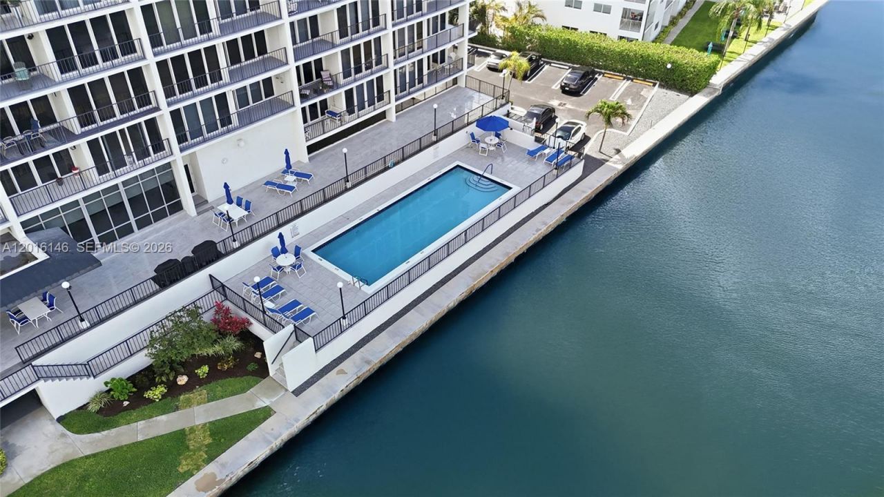 521 N Riverside Dr, Unit 606, Pompano Beach, FL 33062 Photo