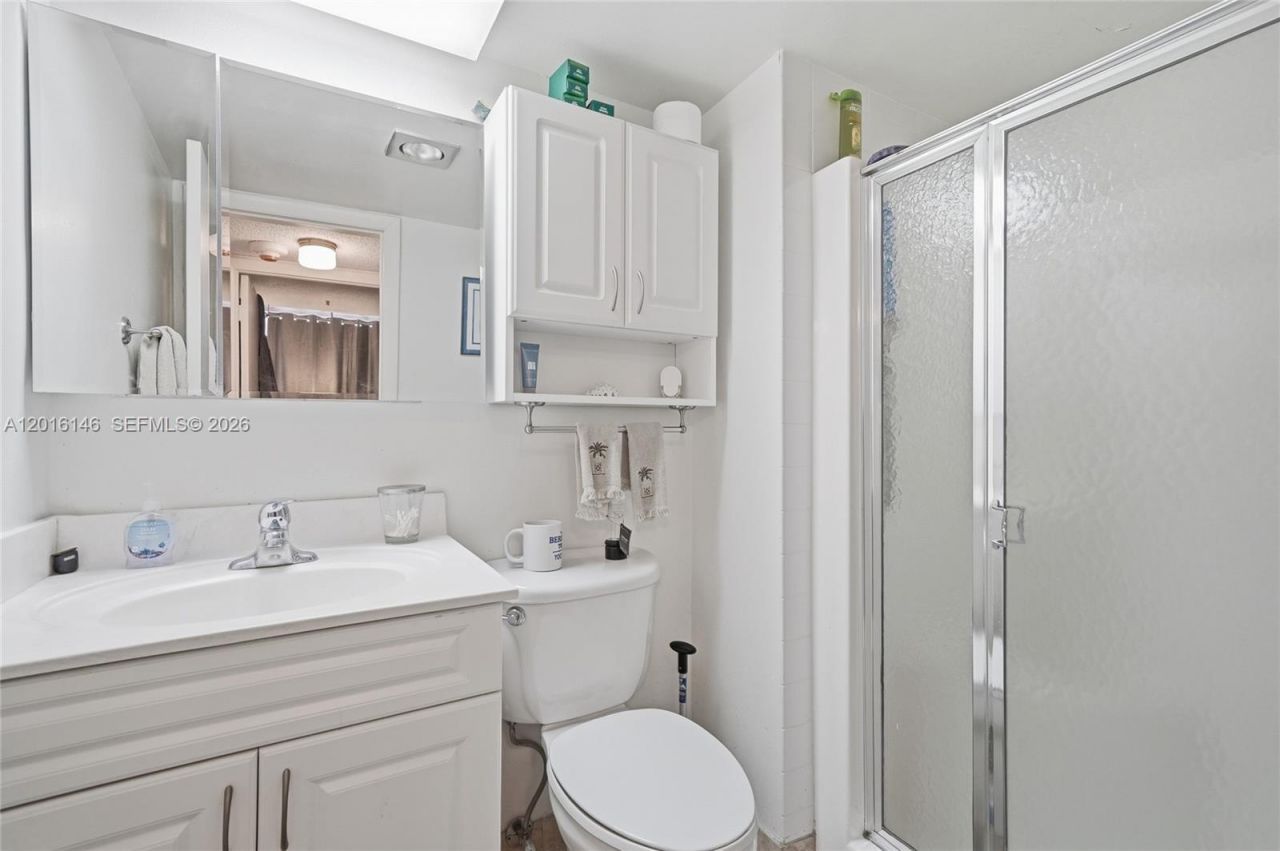 521 N Riverside Dr, Unit 606, Pompano Beach, FL 33062 Photo