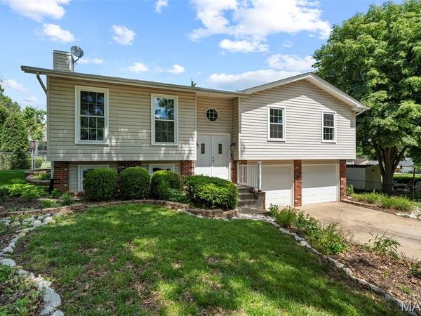 4203 Chisholm Trail Drive , Unincorporated, MO 63304