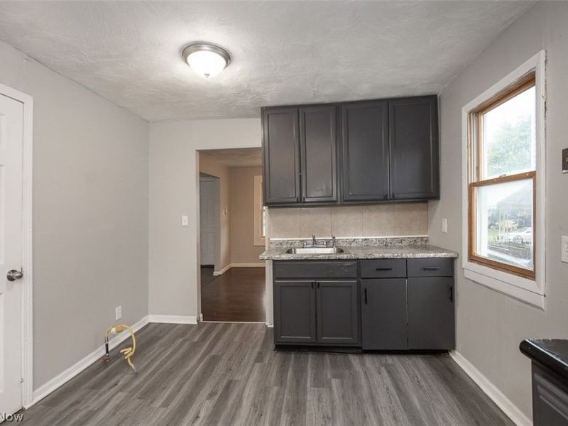 3409 W 86th Street, Cleveland, OH 44102 Photo 11