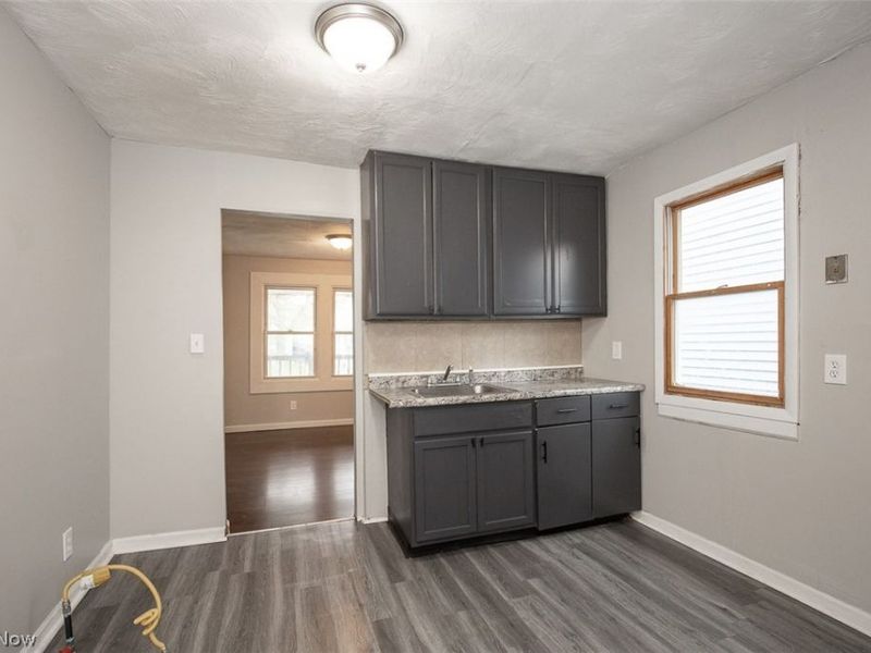 3409 W 86th Street, Cleveland, OH 44102 Photo 12