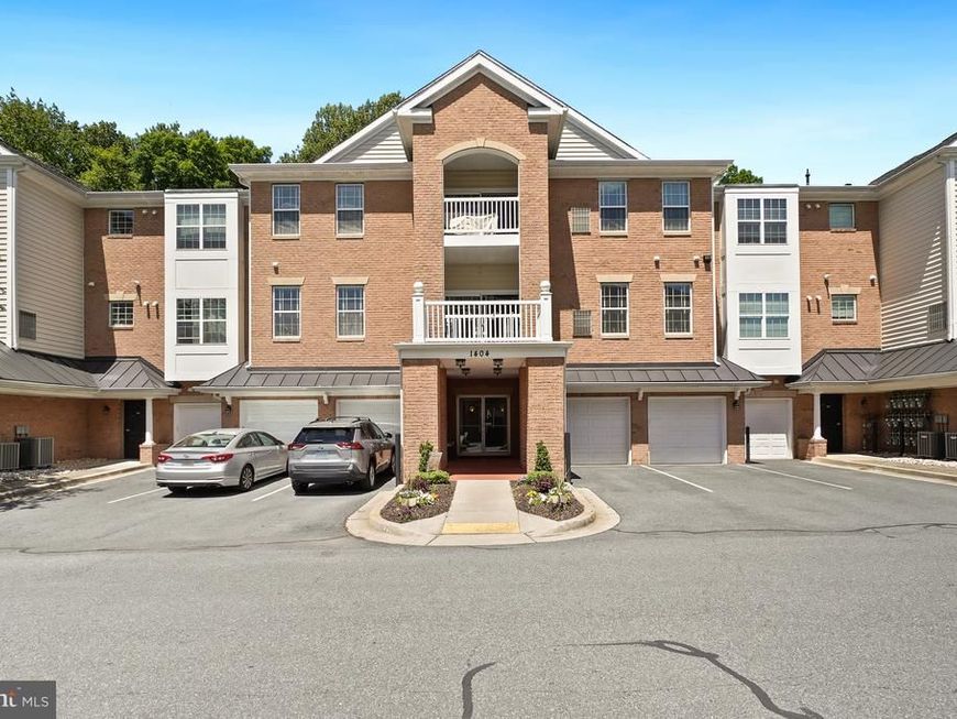 1404 Wigeon Way, Unit 304, Gambrills, MD 21054 Main Photo