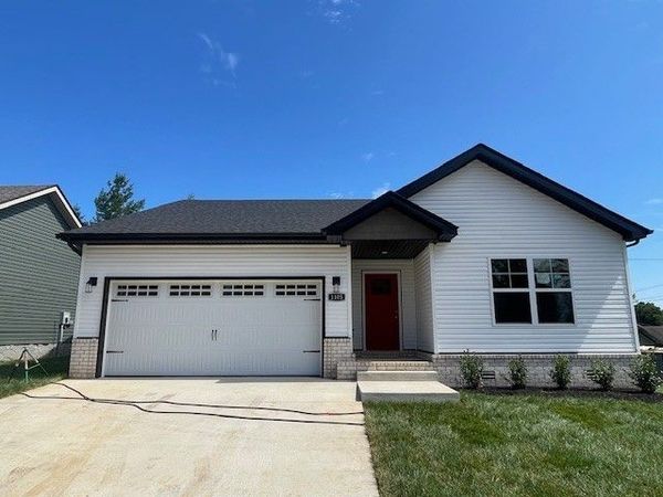 1105 Poppyseed Dr , Oak Grove, KY 42262
