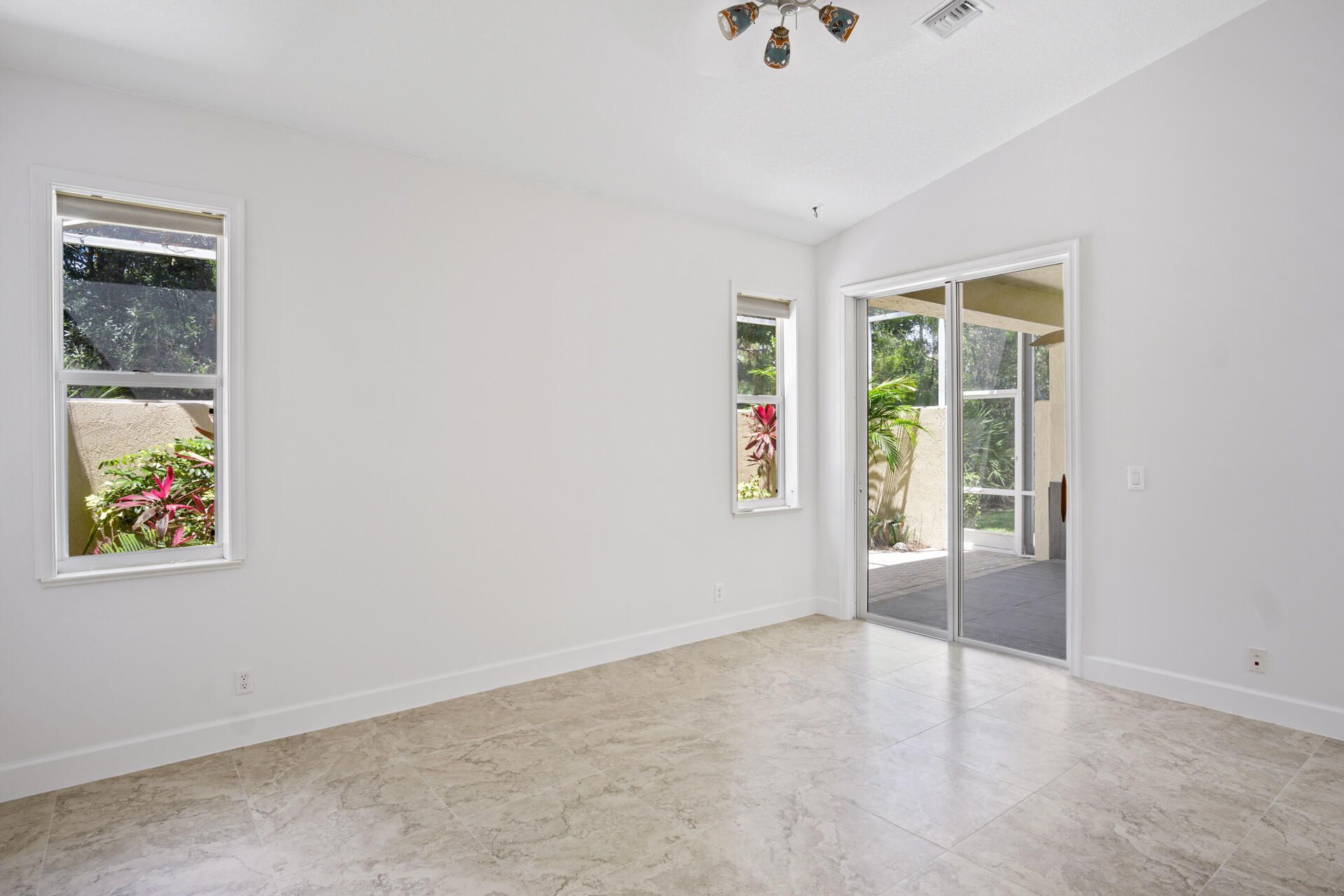7084 Torrey Pines Circle, Port Saint Lucie, FL 34986 Photo