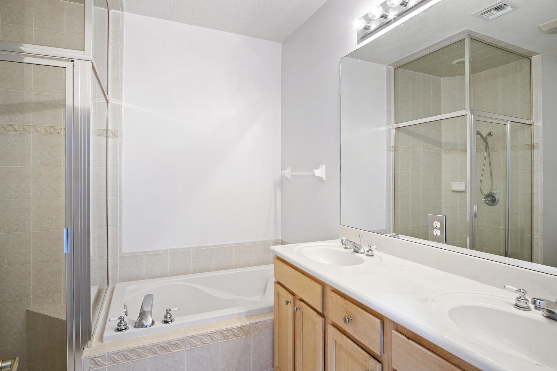 7084 Torrey Pines Circle, Port Saint Lucie, FL 34986 Photo